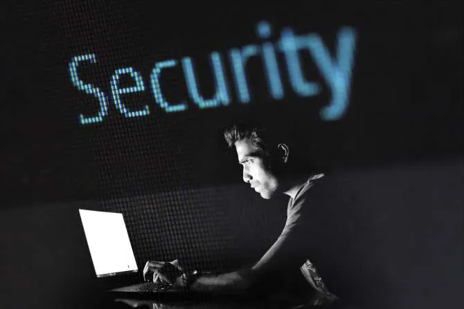 5448_hacking-2964100_1280