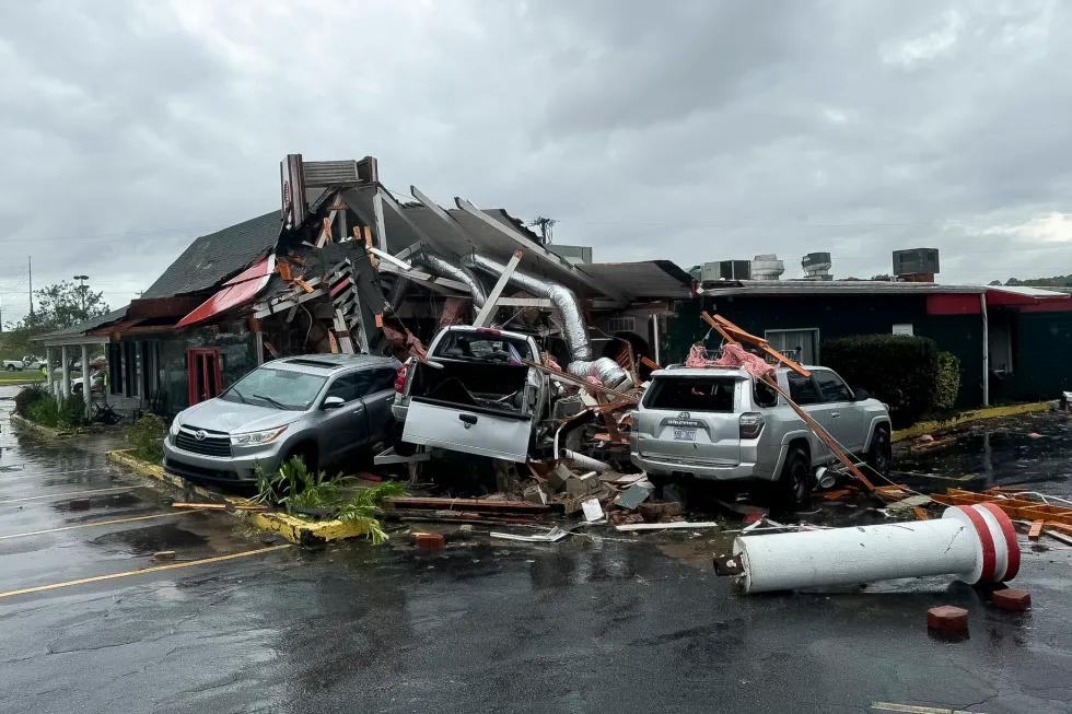 EA7056-USA-NORTH-CAROLINA-HURRICANE-AFTERMATH