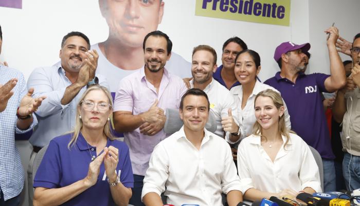 revista-la-verdad-ecuador-lavinia-valbonesi-de-noboa-entre-lo-mas-buscado-en-google