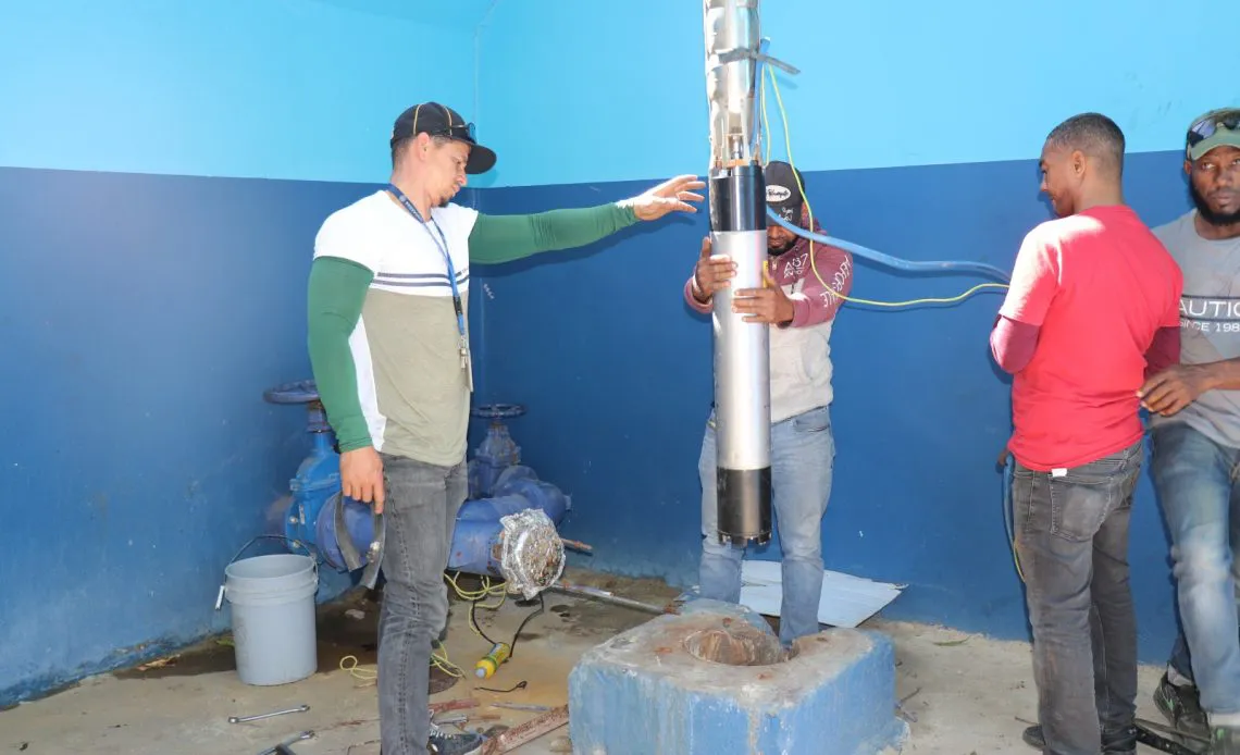 Arreglo-de-bomba-1140x694
