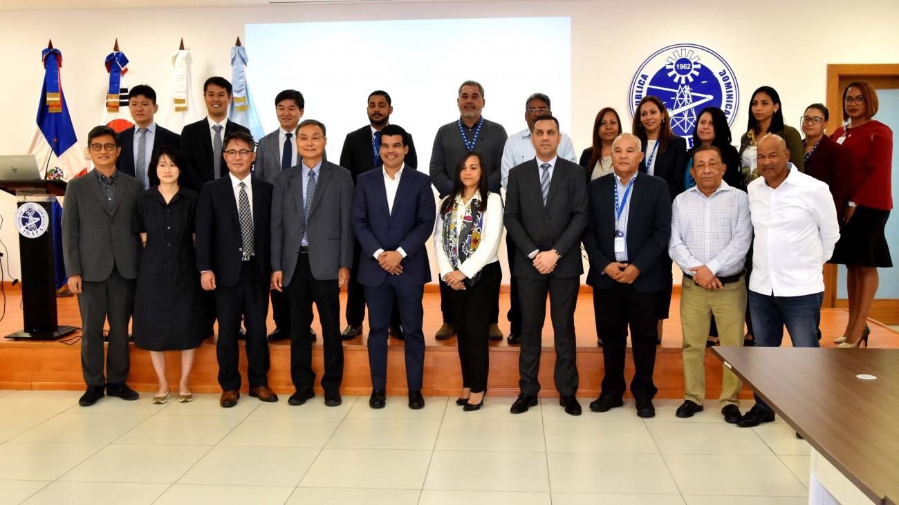 LANZAMIENTO PROGRAMA DE GESTION EFICIENTE DEL TRATAMIENTO AGUAS POTABLES Y RESIDUALES - 03