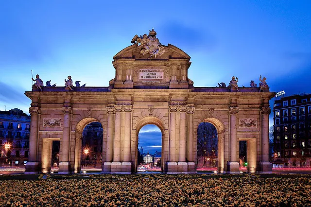 puerta-alcala-1