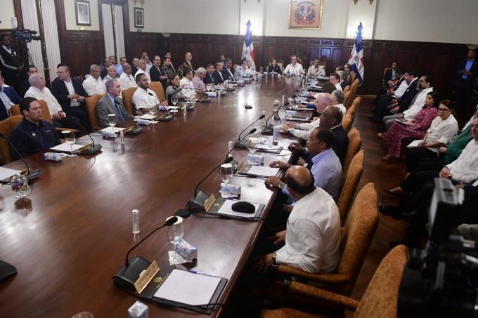 consejo-de-gobierno-se-encuentra-reunido-en-el-palacio-nacional