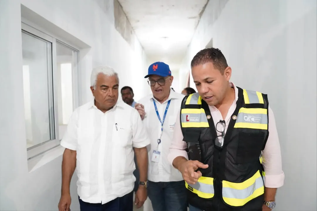 El doctor Rafael Burgos Gómez realizó un recorrido por las provincias del Cibao 🚗🇩🇴 supervisa (12)