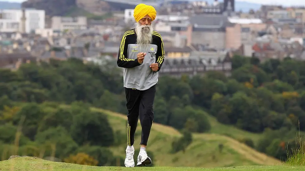 fauja-singh-el-maratoniano-mas-longevo-del-mundo.r_d.493-595-9668