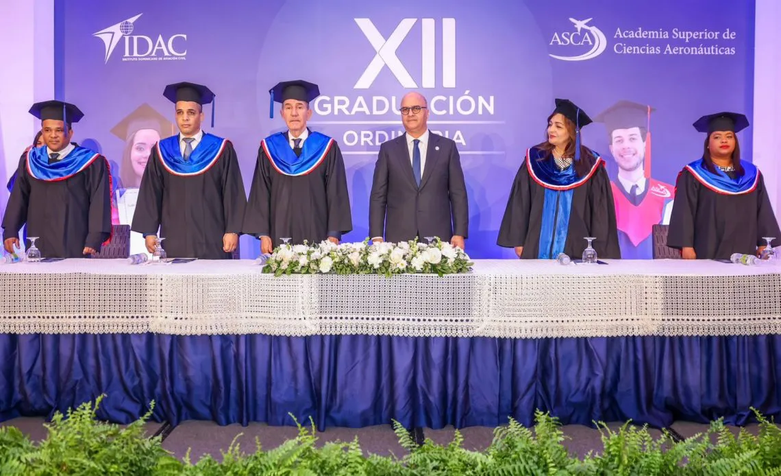 Graduacion-del-IDAC-1140x694
