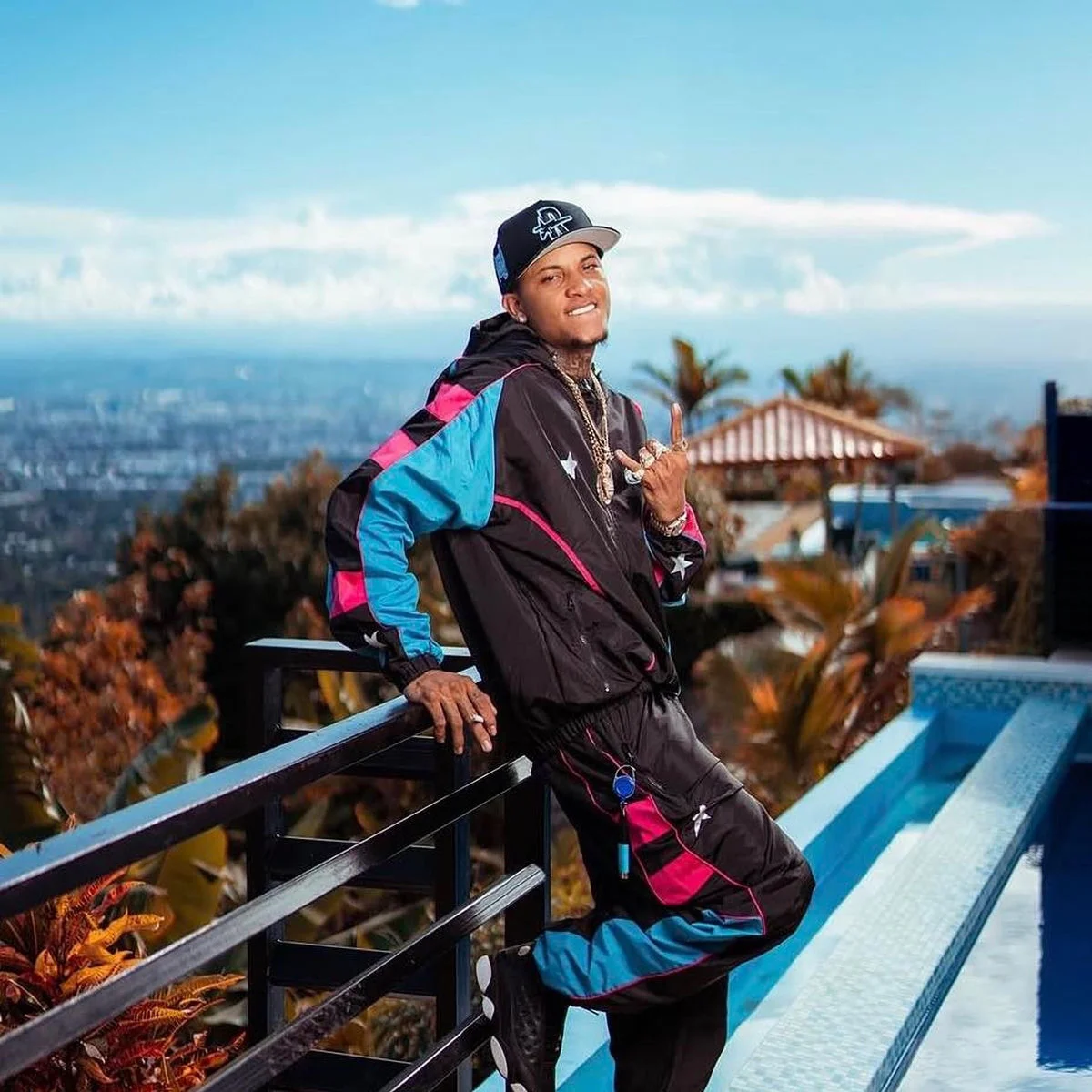 1900x1900-000000-80-0-0