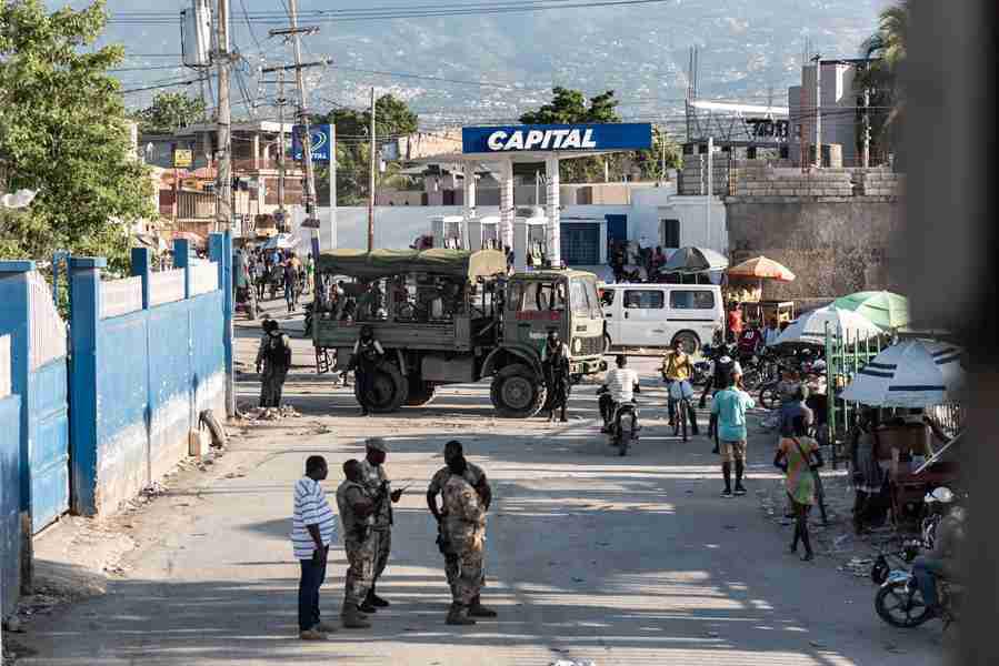 Policia-y-bandas-armadas-son-estructuras-entrelazadas-en-Haiti-3