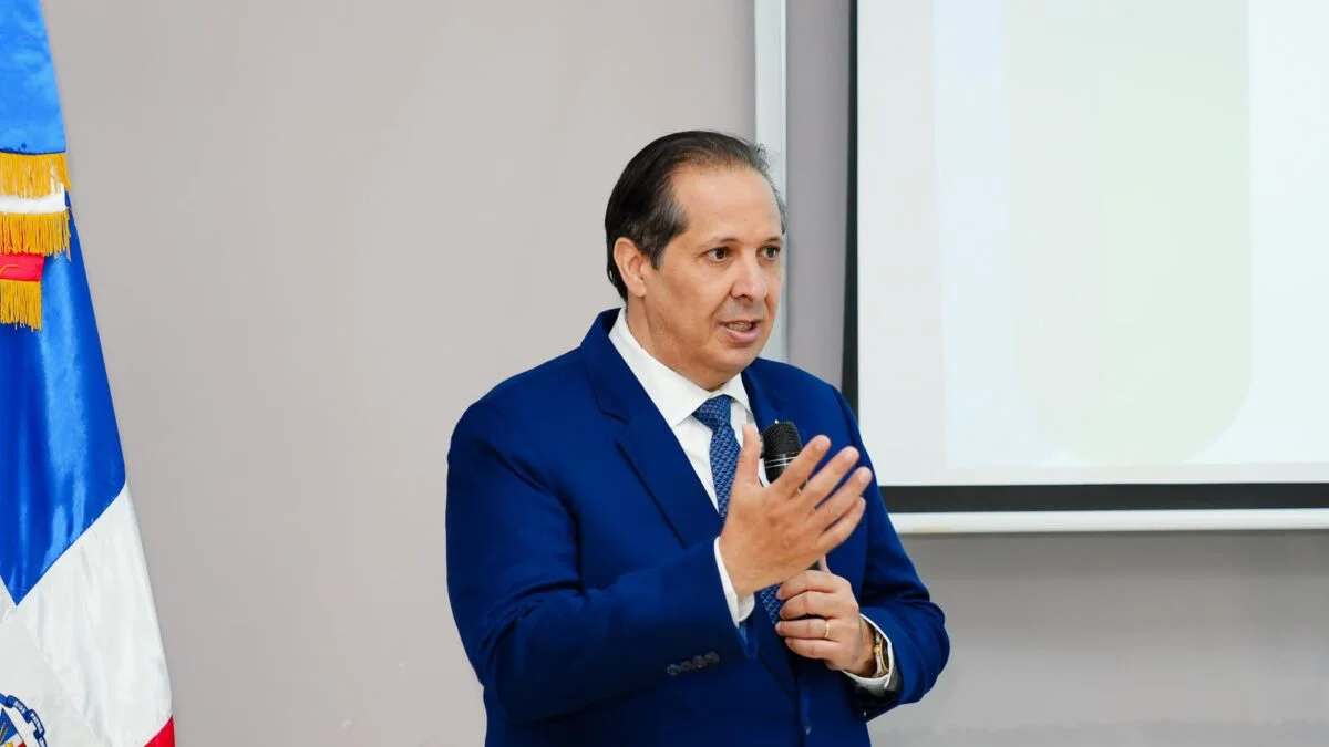 ministro-victor-atallah-informa-que-ninos-diagnosticados-con-atrofia-muscular-es-20260712-162147-lAWK-1200x675
