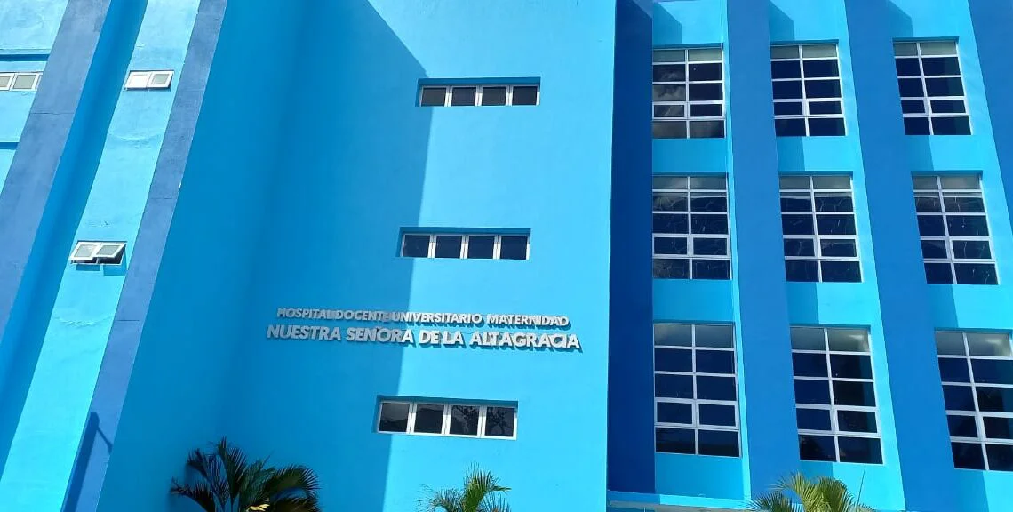 MATERNIDAD-LA-ALTAGRACIA-1140x576