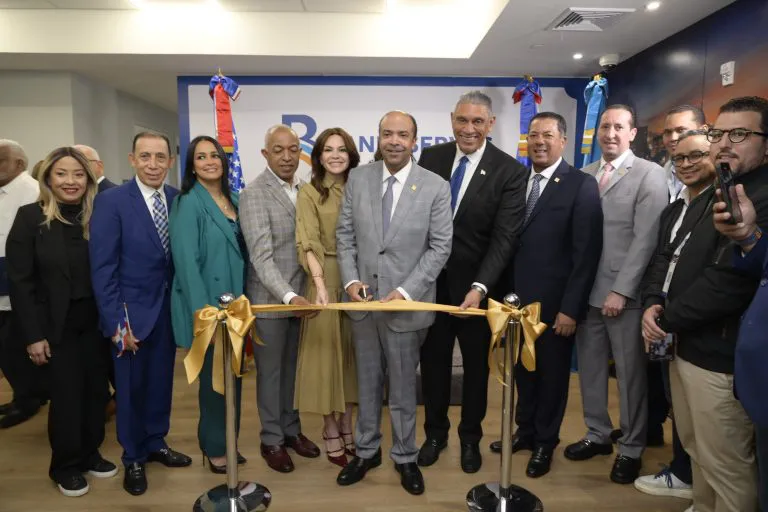 Inauguracion-feria-inmobiliaria-NY-2025-768x512
