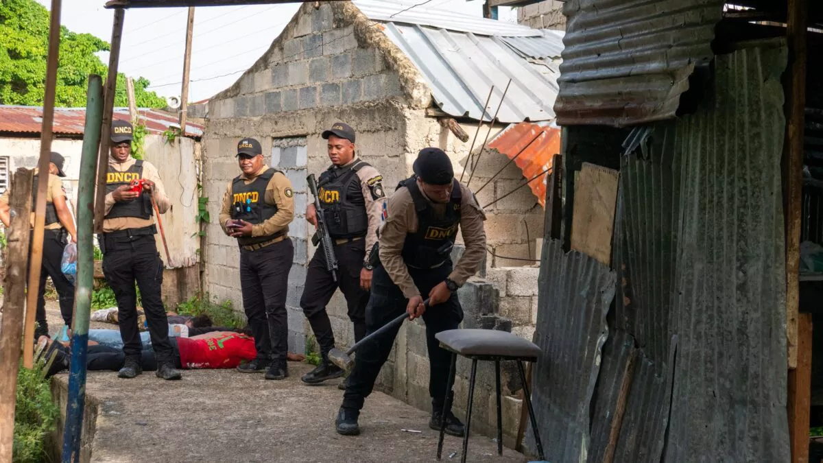 dncd-arresta-a-45-personas-e-incauta-mas-de-13-kilos-de-drogas-en-tres-provincia-20260914-153800-bIwI-1200x675