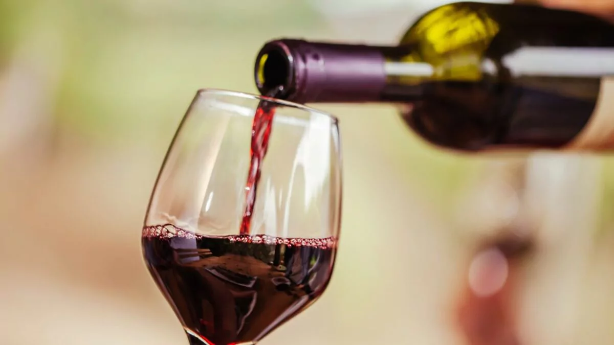 roban-en-italia-30000-botellas-de-vino-valoradas-en-cinco-millones-de-euros-20261009-133051-uBwL-1200x675