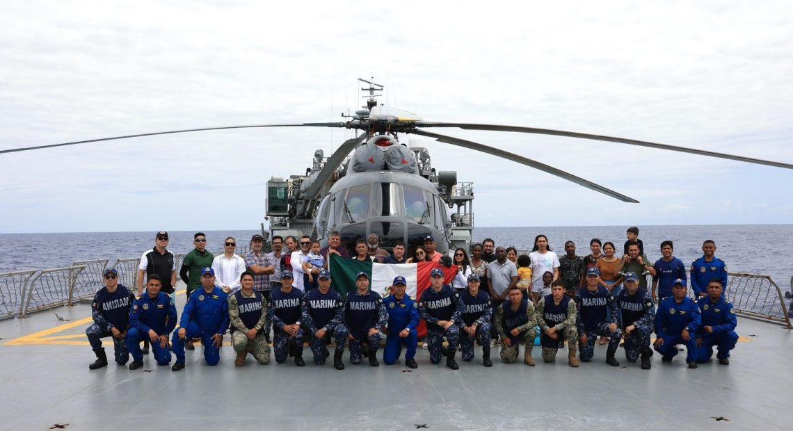 La-Marina-de-Mexico-rescata-a-34-connacionales-que-estaban-atrapados-en-Haiti-1140x620