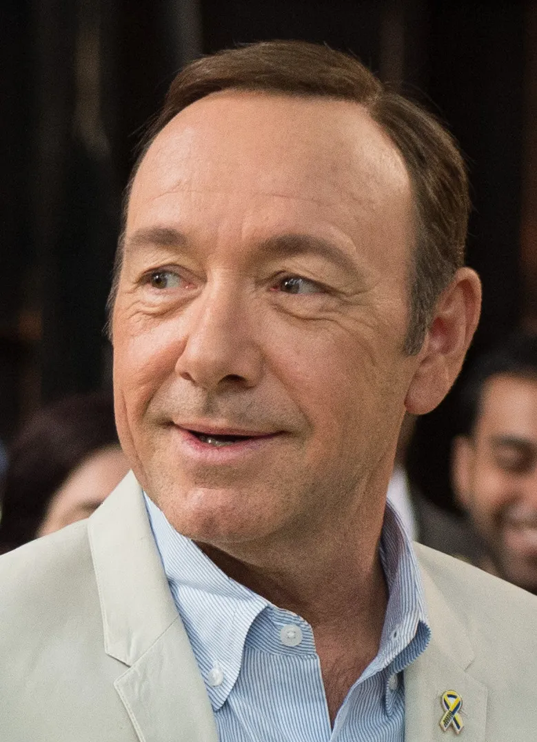 Kevin_Spacey,_May_2013_(cropped)