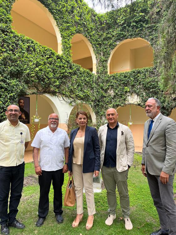 ce84d26b-b181-49d2-b164-a80eeceeeecb