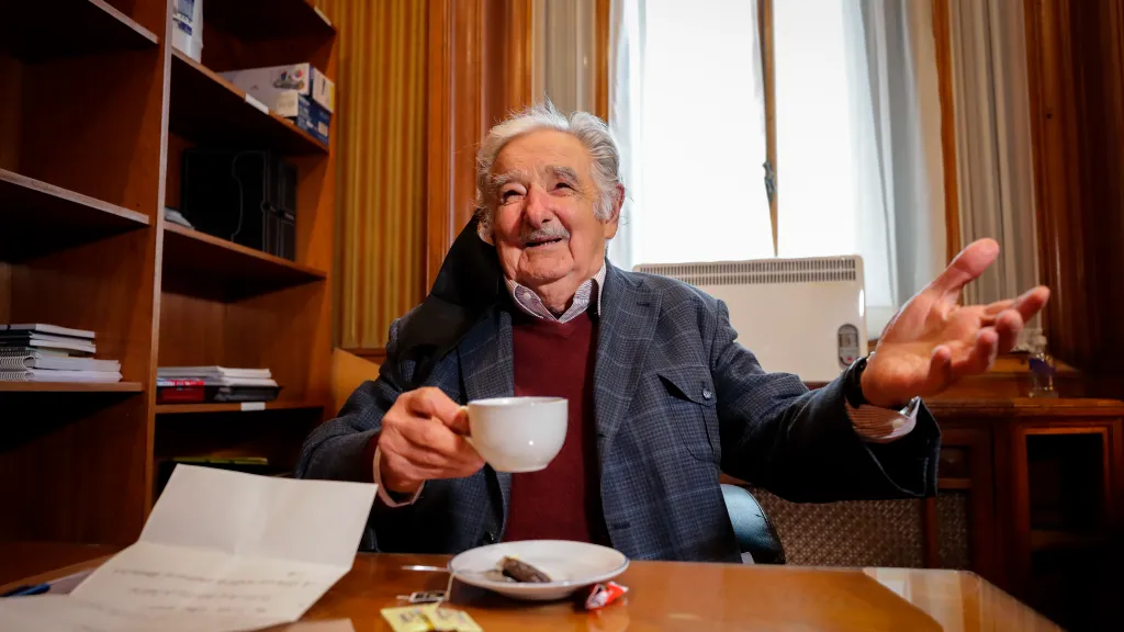 mujica adios