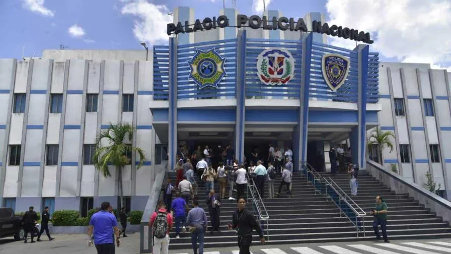 la-policia-nacional-introduce-cambios-en-sus-distintas-direcciones-focus-min0.13-0.28-896-504