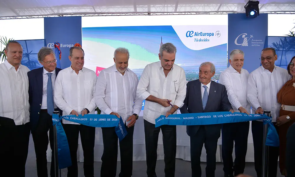 667e0715910fb_primera-primer-vuelo-desde-europa-a-santiago-34.jpg