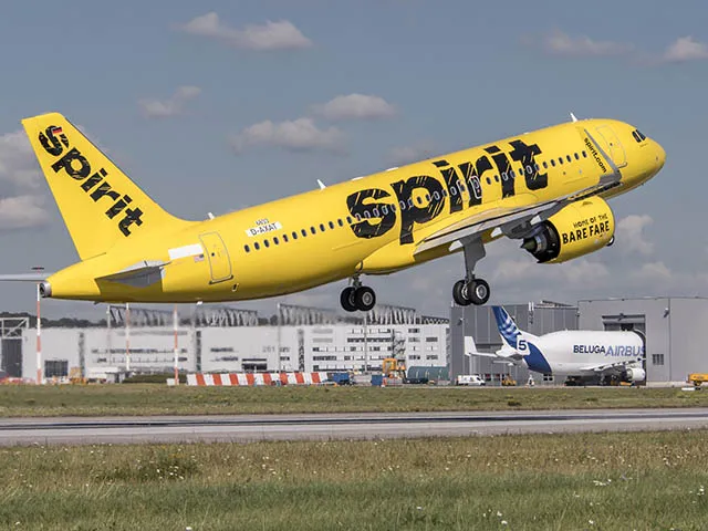 air-journal_Spirit-Airlines-A320neo-takeoff
