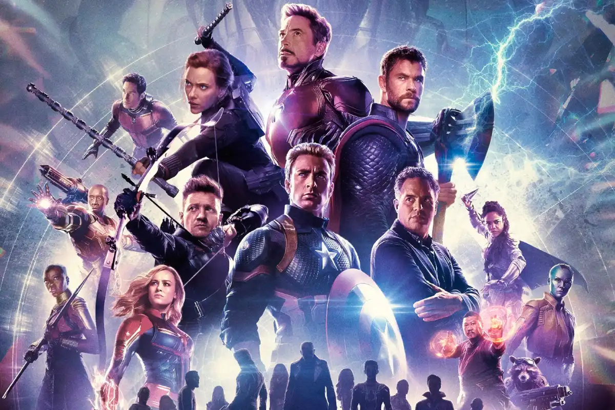 hipertextual-que-nueva-inteligencia-artificial-warner-bros-quiza-no-habria-hecho-universo-cinematografico-marvel-2020749642