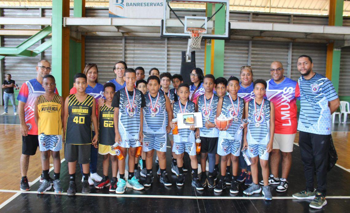 GRUPO-DE-VOLEIBOL-1140x694