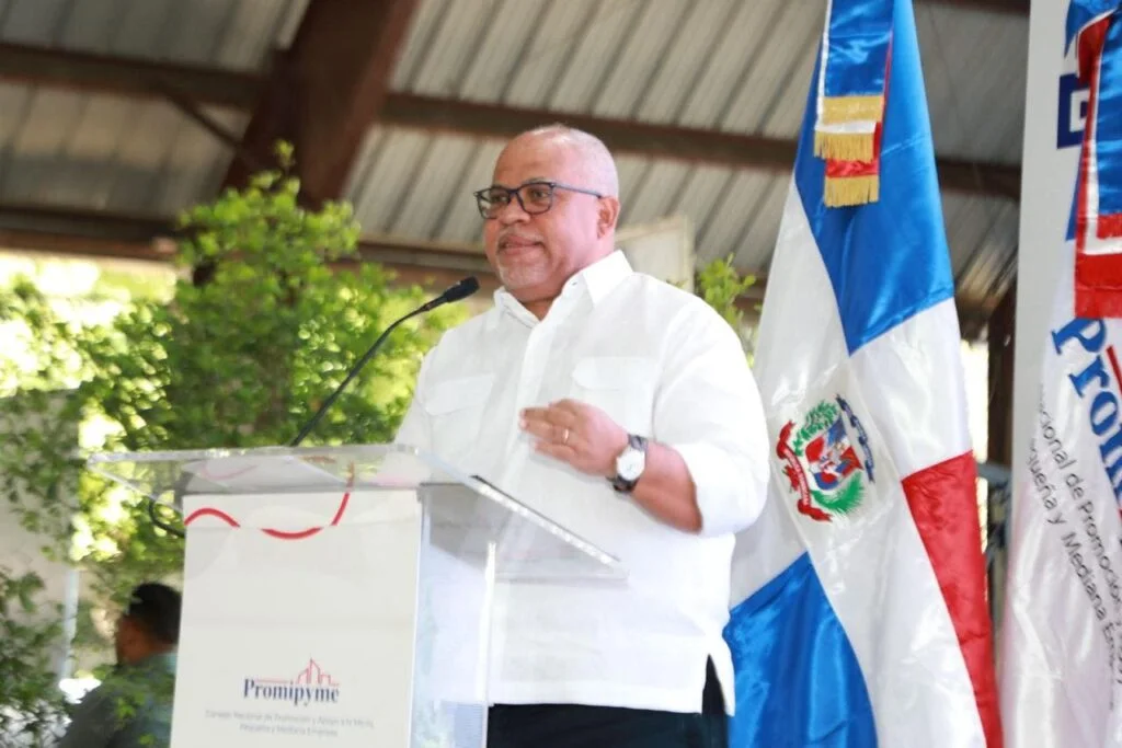 Promipyme-otorga-prestamos-por-RD1205-millones-en-SDN-1024x683.jpeg