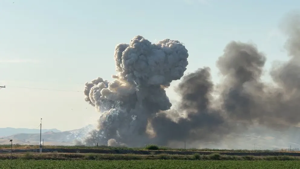 La-explosion-en-un-almacen-de-fuegos-artificiales-en-el-condado-de-Yolo-deja-siete-desaparecidos-y-dos-heridos