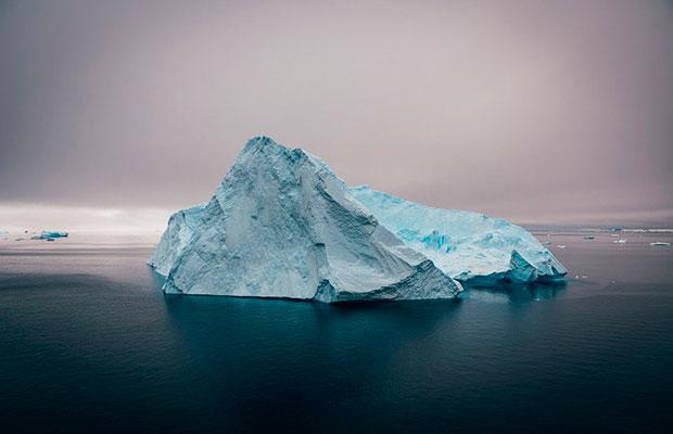 El-mayor-iceberg-del-mundo-vuelve-a-estar-en-movimiento-tras-mas-de-30-anos-encallado