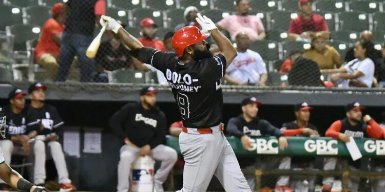 Yamaico-Navarro-1-e1765423233723-750x375