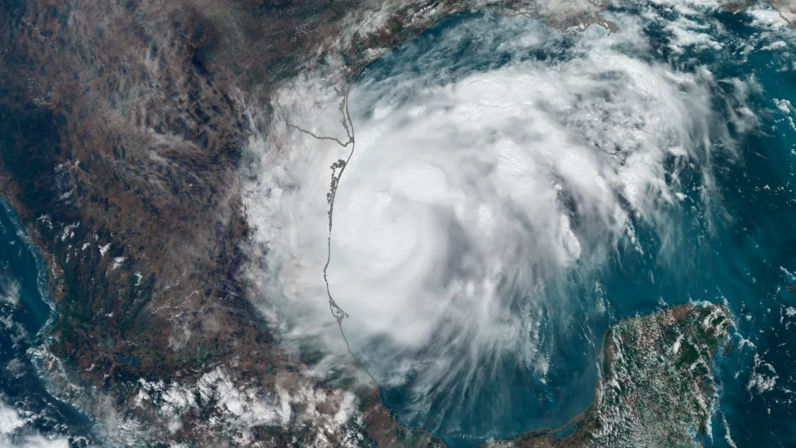 cnn-digital-tracker-hurricane-satellite-visible-homepage-francine-2p-090924