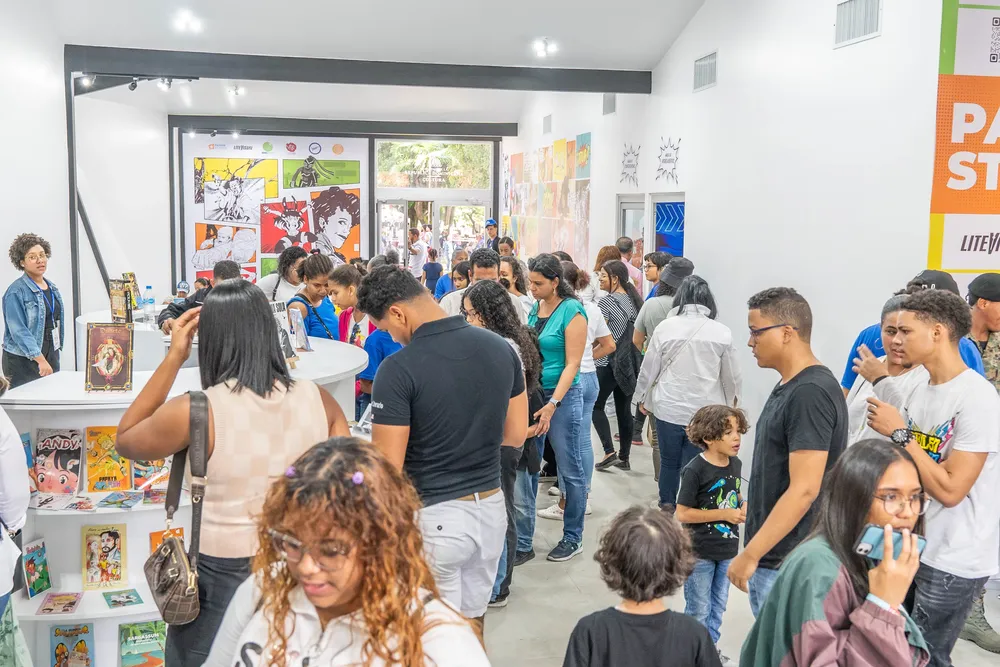A solo dos días de su apertura, un total de 32 mil 334 personas se dieron cita a la fiesta literaria