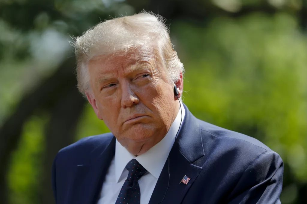 EP-TRUMP-SERIO-2-min-1024x683-1