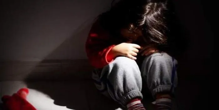 abusop-menores-nina-770-720_700x352