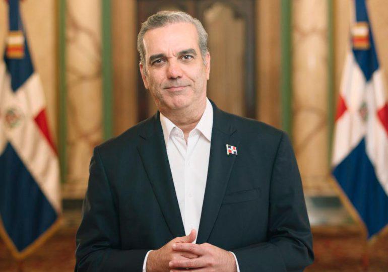 luis-abinader-1-2-770x540