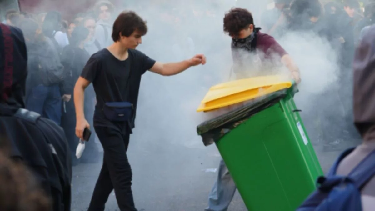francia-registra-incidentes-en-413-centros-por-las-protestas-de-estudiantes-20261005-114600-hRGX-1200x675