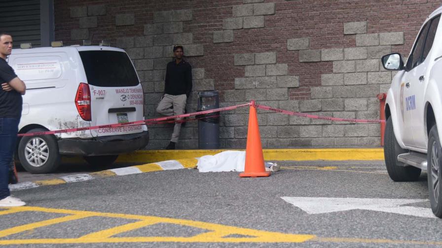 suicidio-en-plaza-central-70e25a05-focus-0.01-min0.27-896-504