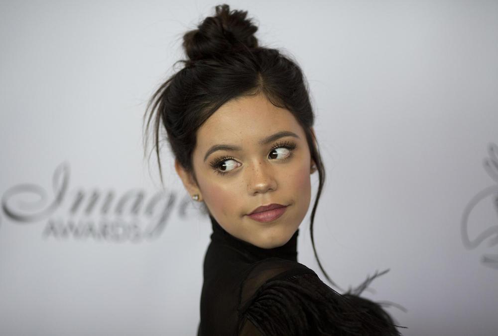 Jenna-Ortega (1)