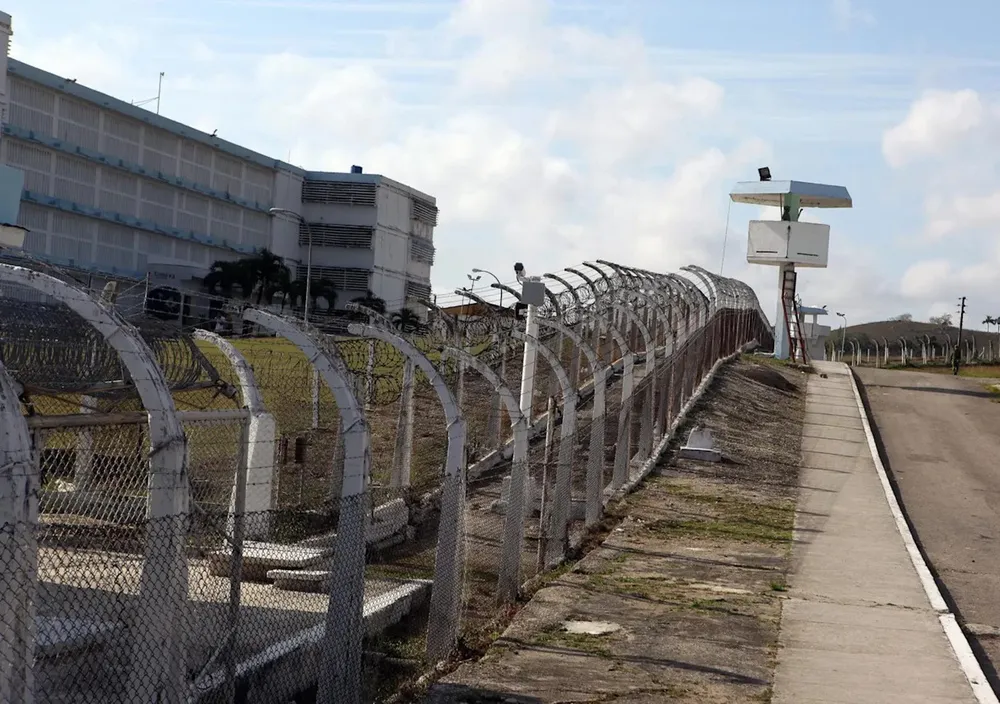 5749013e-24b9-49b2-9577-4b0ff1877535_source-aspect-ratio_1600w_0