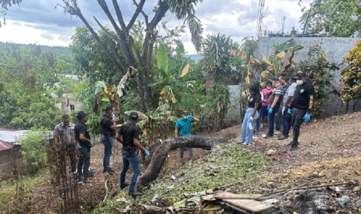 tierra-removida-en-un-solar-frente-a-la-vivienda-jpg-728x431
