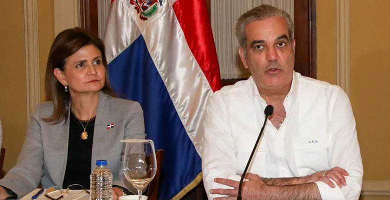 abinaderraquel-780x400