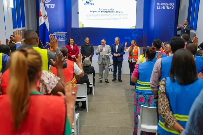 INFOTEP-lanza-programa-de-formacion-de-Brigadas-de-Emergencia-con-el-apoyo-del-COE-3-scaled-1