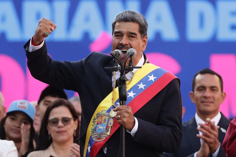 Nicolas-Maduro (1)