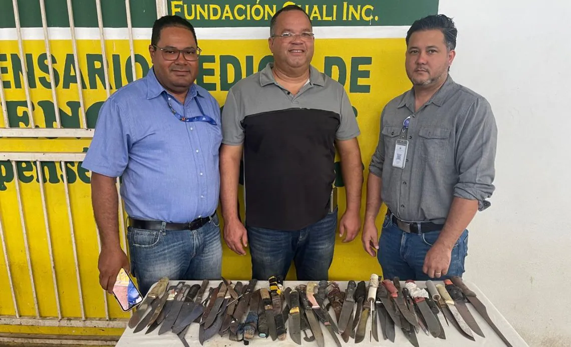 Armas-blancas-en-Dajabon-1140x694 (1)