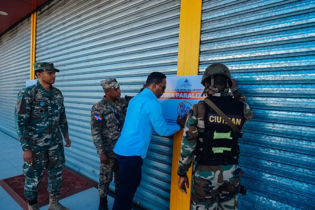 whatsapp-image-2025-12-01-at-104421-am-1024x683