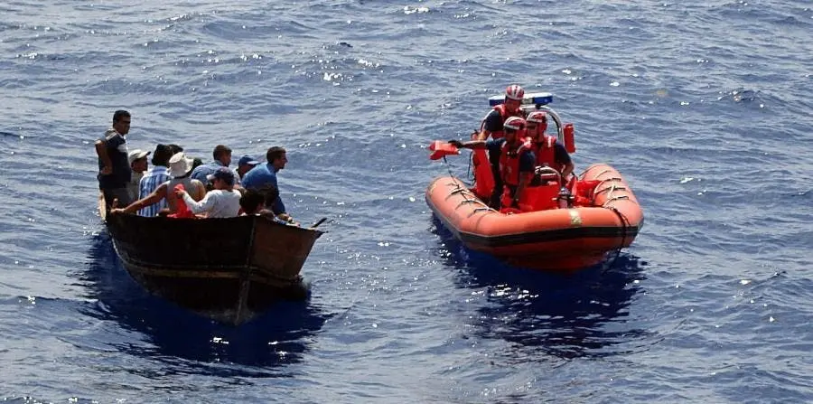 Repatrian-a-86-dominicanos-interceptados-en-el-Canal-de-la (2)