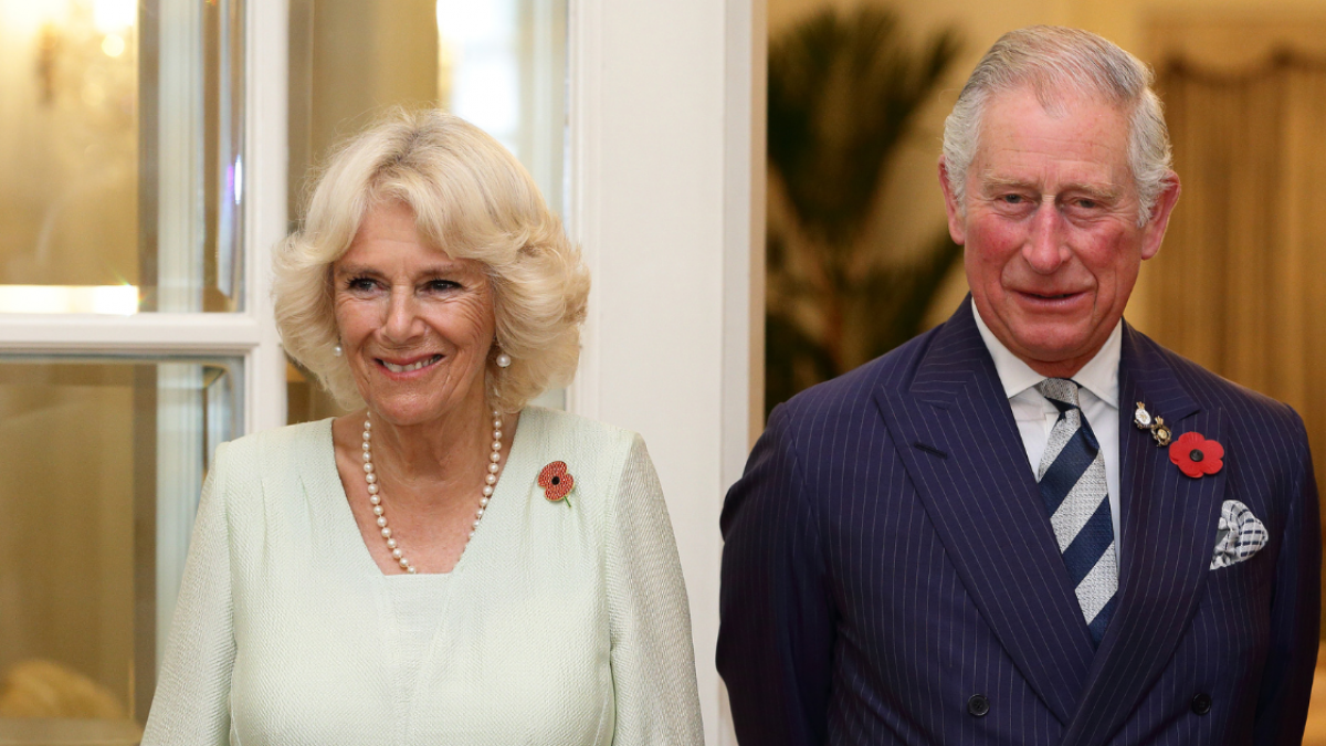 el-principe-carlos-y-camila-en-una-visita-a-singapur-en-2017