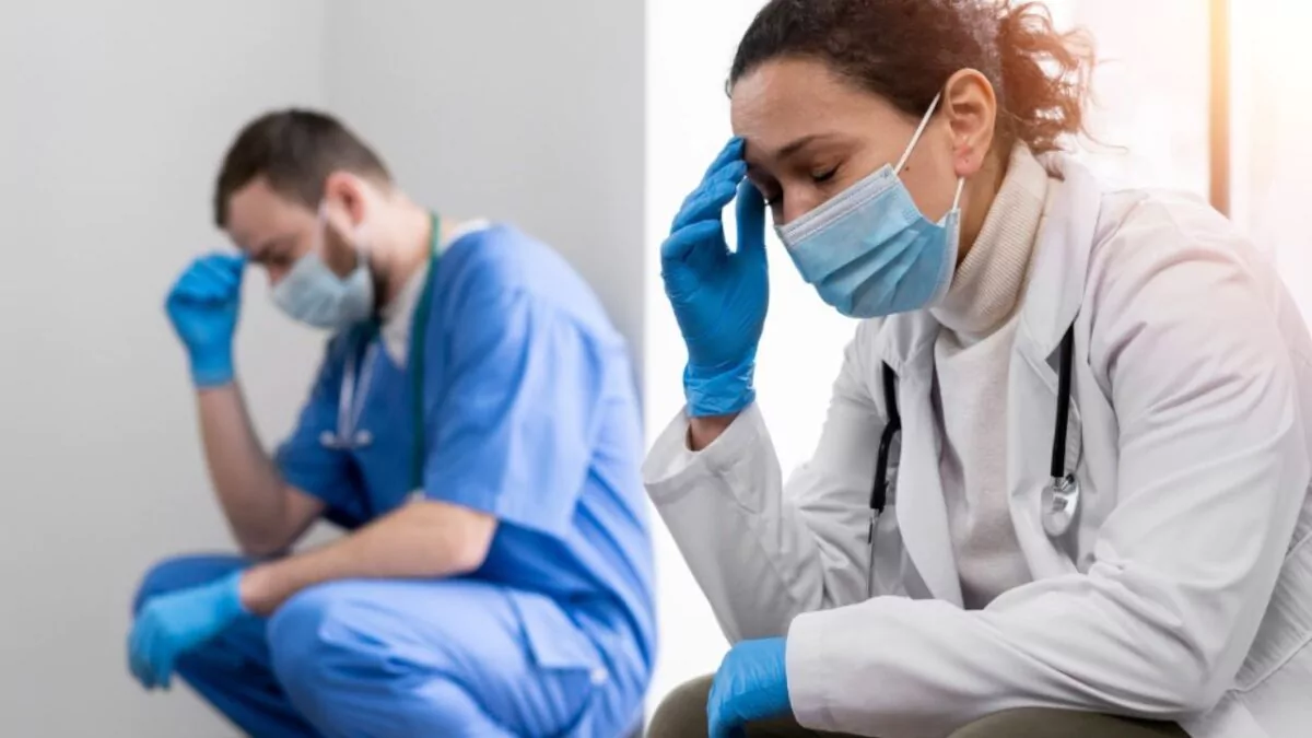 oms-el-envejecimiento-del-personal-sanitario-global-pone-en-peligro-las-redes-d-20260918-113421-MRlI-1200x675