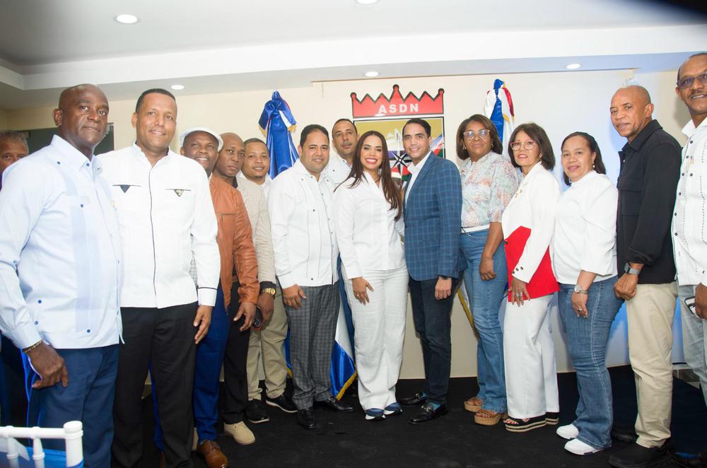Miembros de ASDN