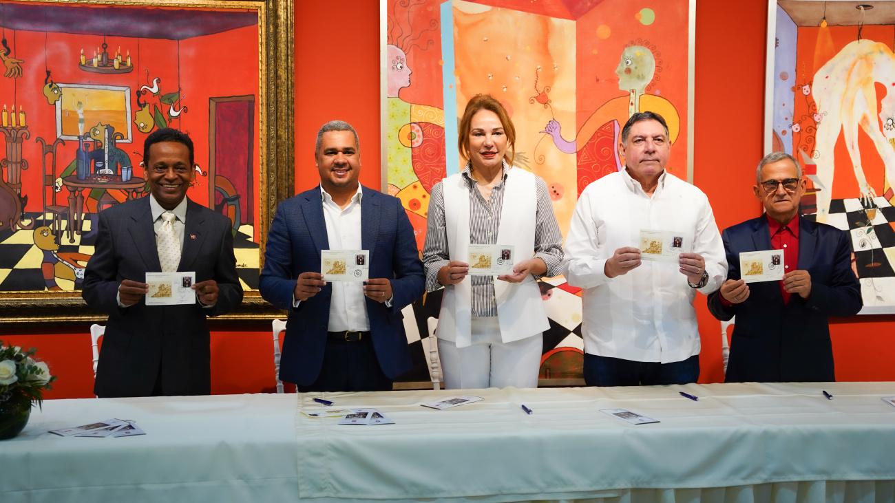 Cultura e INPOSDOM ponen a circular emisión postal alusiva al 50 aniversario del Panteón de la Patria